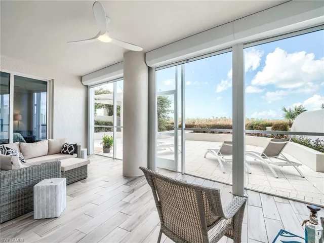 Rear Lanai with electric hurricane shutters