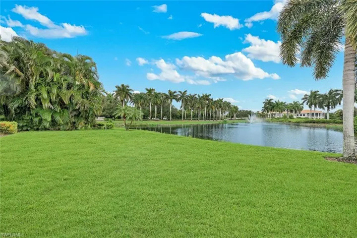 2264 Imperial Golf Co Blvd, Naples, Florida 34110