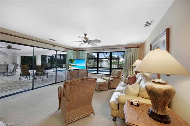 2264 Imperial Golf Co Blvd, Naples, Florida 34110