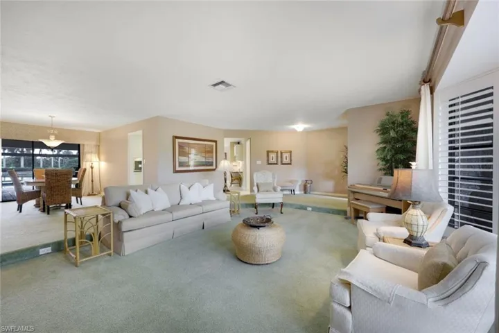 2264 Imperial Golf Co Blvd, Naples, Florida 34110