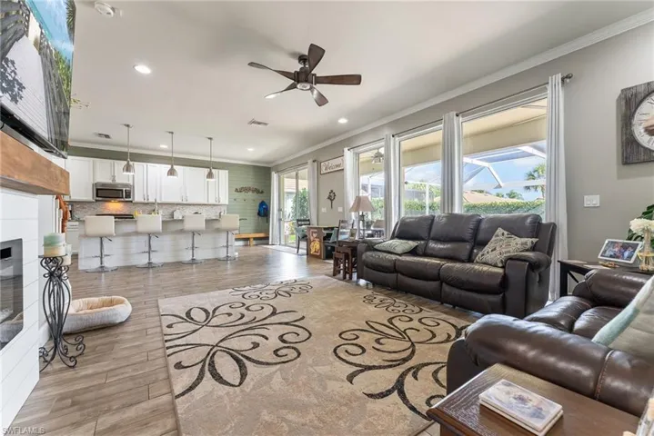 2489  Sutherland  CT, Cape Coral, FL 33991