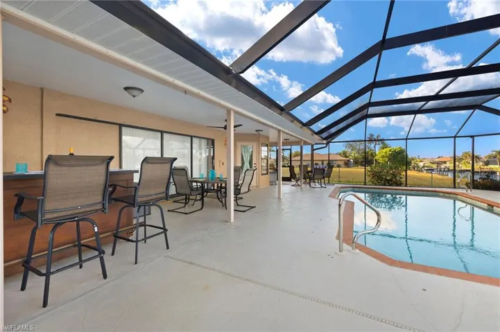 1327 Se 17th St, Cape Coral, Florida 33990