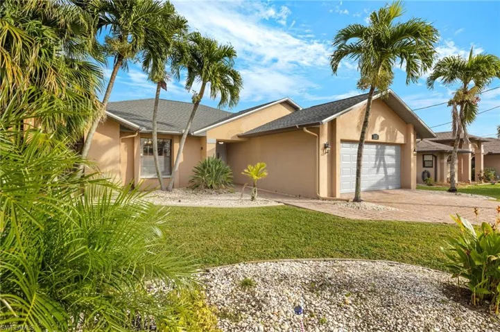 1327 Se 17th St, Cape Coral, Florida 33990