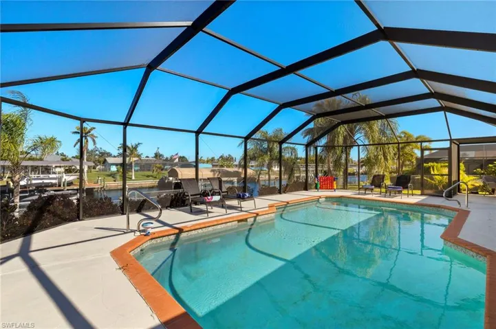 1327 Se 17th St, Cape Coral, Florida 33990