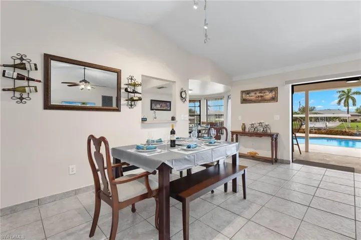 1327 Se 17th St, Cape Coral, Florida 33990