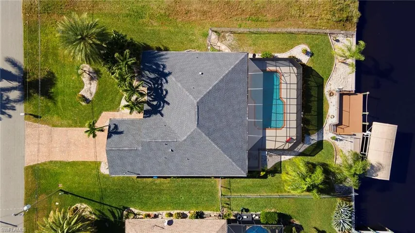 1327 Se 17th St, Cape Coral, Florida 33990