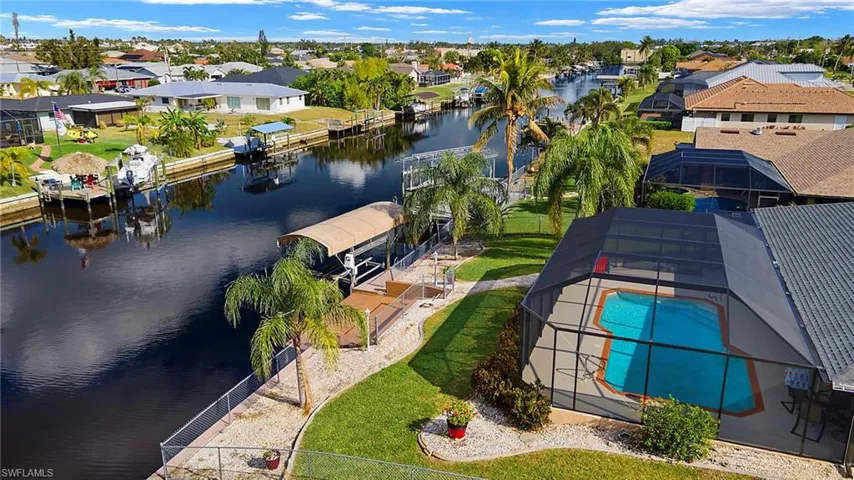 1327 Se 17th St, Cape Coral, Florida 33990