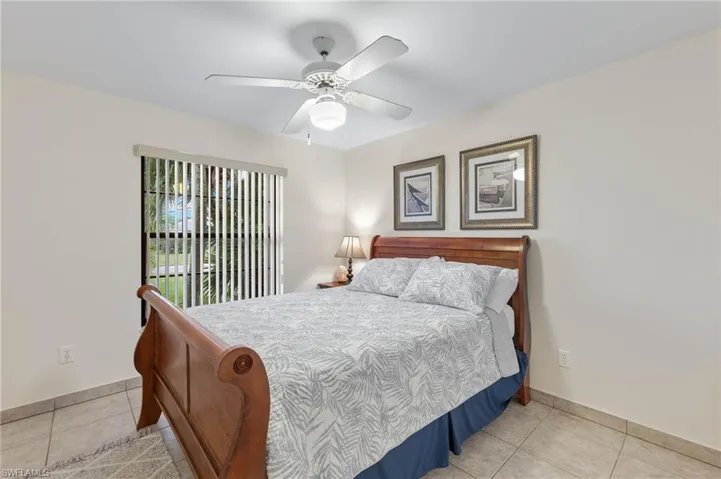 1327 Se 17th St, Cape Coral, Florida 33990