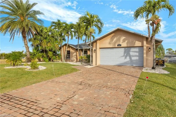 1327 Se 17th St, Cape Coral, Florida 33990