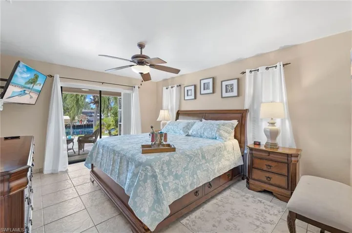 1327 Se 17th St, Cape Coral, Florida 33990
