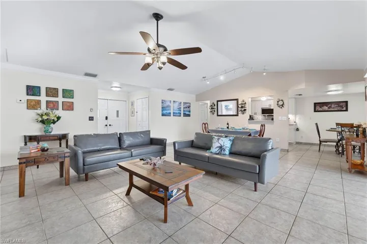1327 Se 17th St, Cape Coral, Florida 33990
