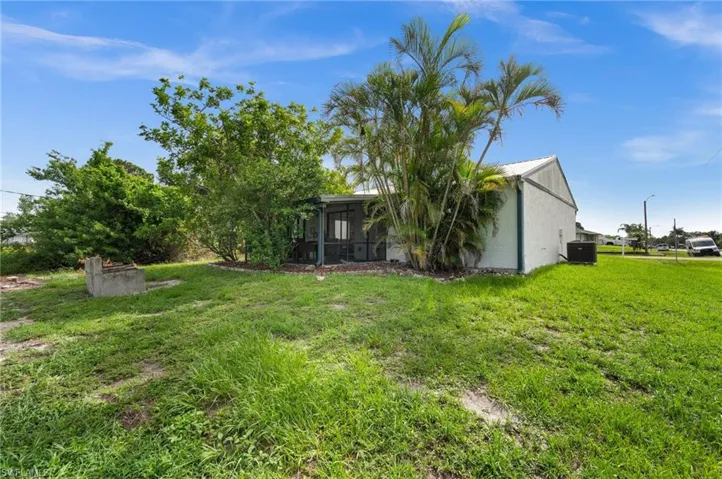 17208  Haitian  DR, Fort Myers, FL 33967
