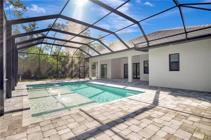Heated Pool w Spa, Sun Shelf w Fountain
