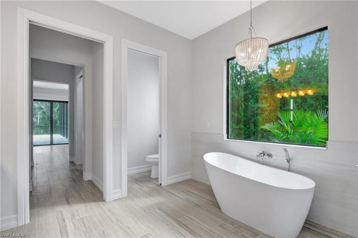 Primary Bathroom w Private water closet