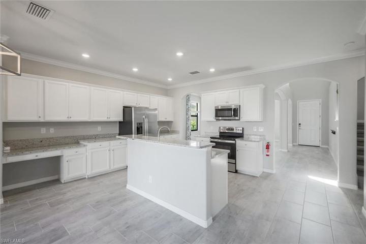 14453 Vindel CIR, FORT MYERS FL 33905