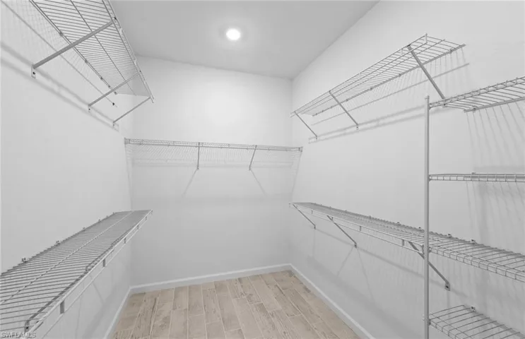 2121 Seville Ln, Naples, Florida 34120