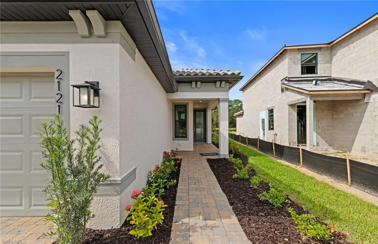 2121 Seville Ln, Naples, Florida 34120