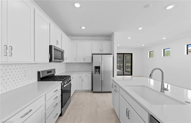 2121 Seville Ln, Naples, Florida 34120