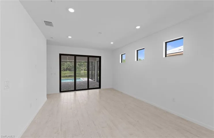 2121 Seville Ln, Naples, Florida 34120