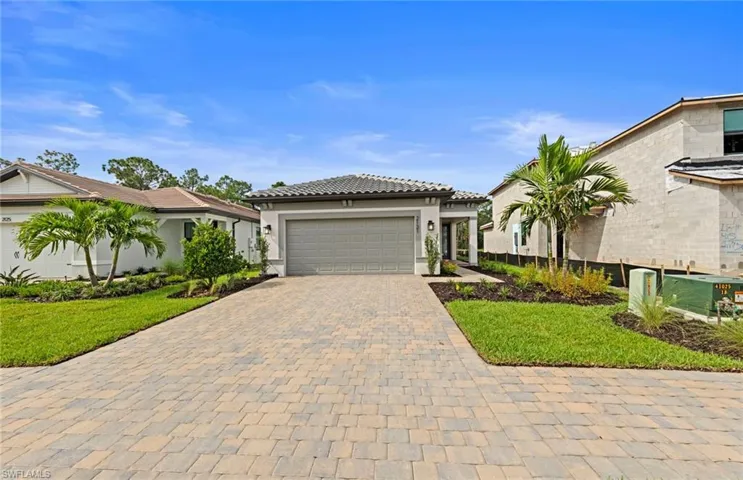 2121 Seville Ln, Naples, Florida 34120