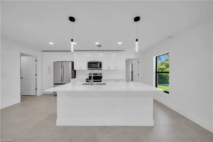 2519 16th St W, Lehigh Acres, Florida 33971