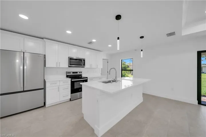 2519 16th St W, Lehigh Acres, Florida 33971