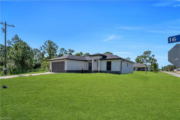 2519 16th St W, Lehigh Acres, Florida 33971