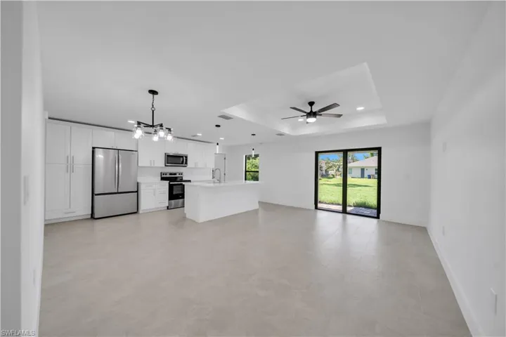2519 16th St W, Lehigh Acres, Florida 33971