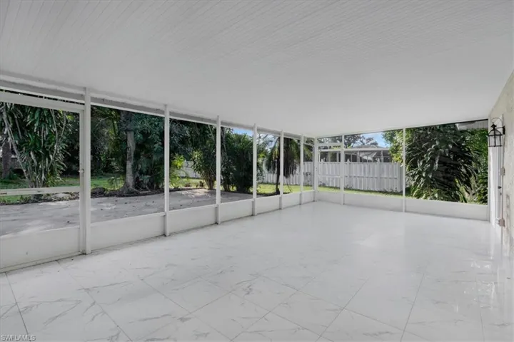 18 Calvin Ave, Lehigh Acres, Florida 33936