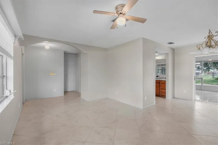 18 Calvin Ave, Lehigh Acres, Florida 33936