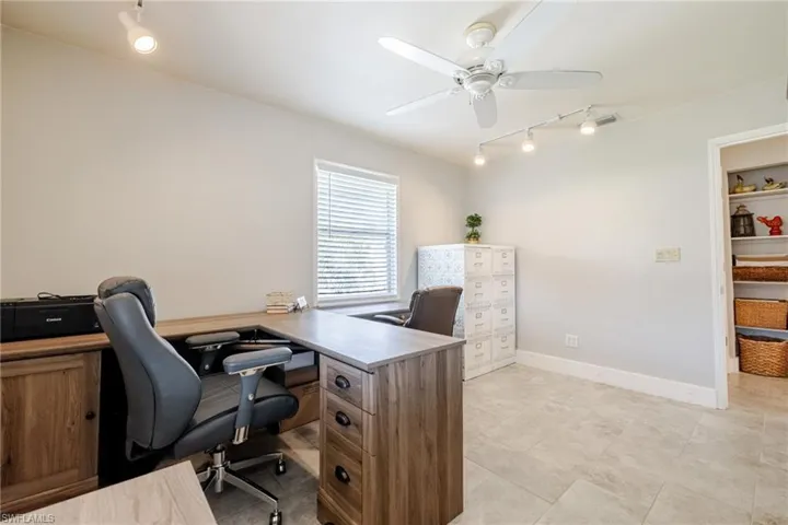Office 1