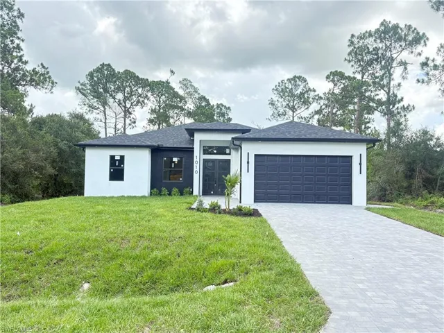1010 Wellington Ave, Lehigh Acres, Florida 33972
