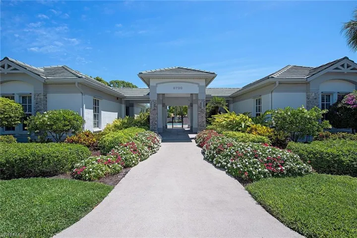 7115  Wild Forest  CT, Naples, FL 34109
