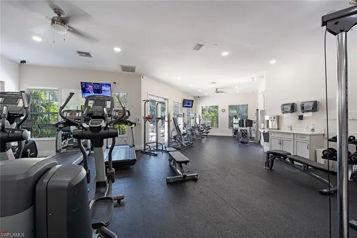 7115  Wild Forest  CT, Naples, FL 34109