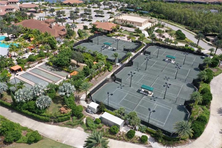 8765  Bellano  CT, Naples, FL 34119