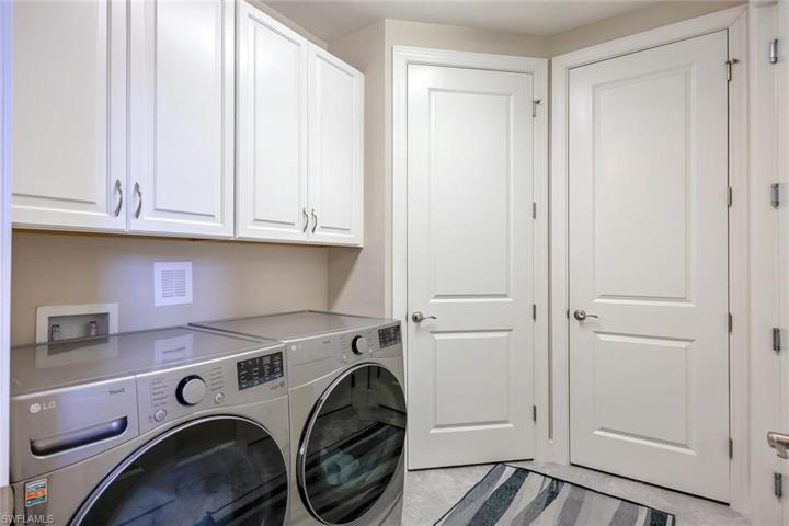 8765  Bellano  CT, Naples, FL 34119