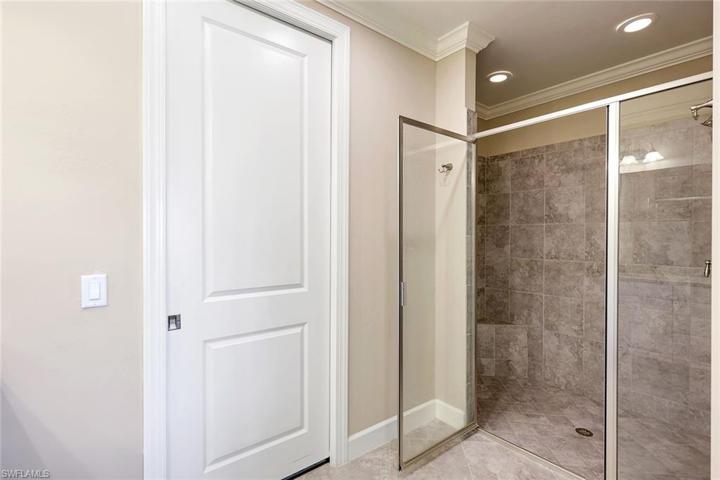 8765  Bellano  CT, Naples, FL 34119