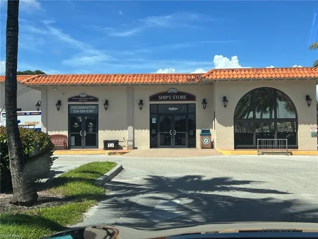 525 Newport Dr, Naples Fl 34114