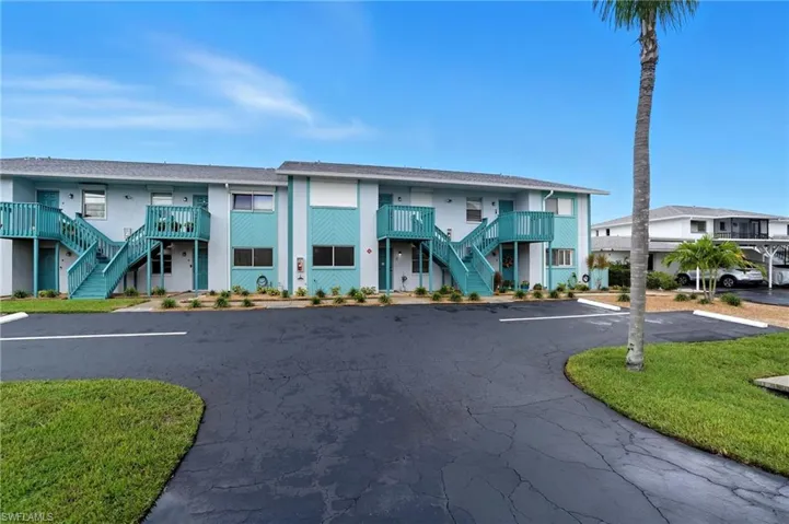 1005 SE 40th  ST, Cape Coral, FL 33904