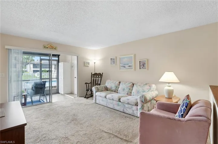 1005 SE 40th  ST, Cape Coral, FL 33904