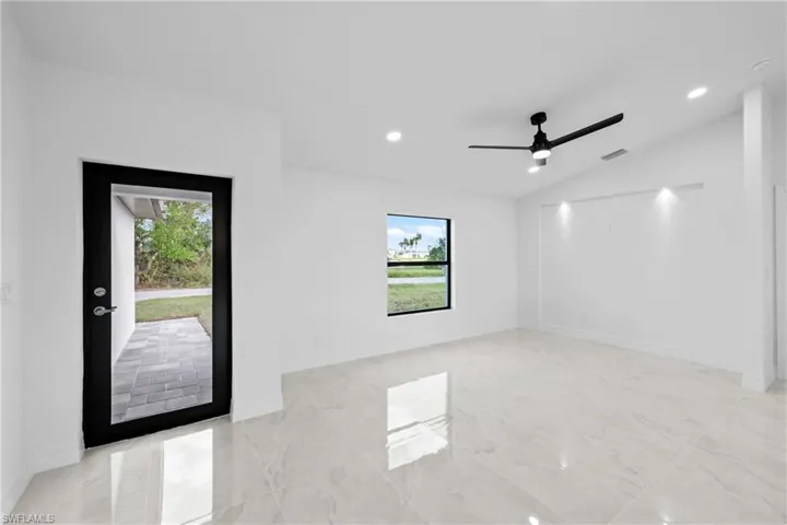 2612 NE 22nd  AVE, Cape Coral, FL 33909