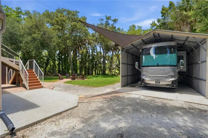 RV Carport