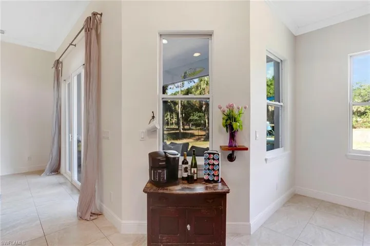 757  12TH NE ST, Naples, FL 34120