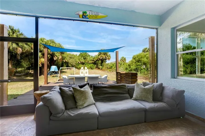 Screened lanai