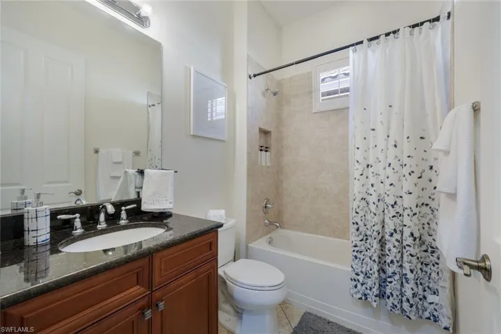 11072  Esteban  DR, Fort Myers, FL 33912