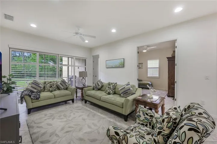 11072  Esteban  DR, Fort Myers, FL 33912