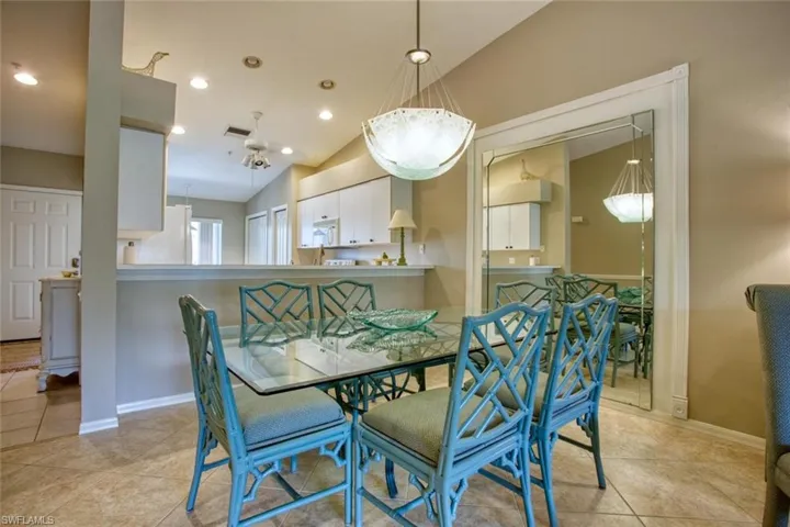 8083  Queen Palm  LN, Fort Myers, FL 33966