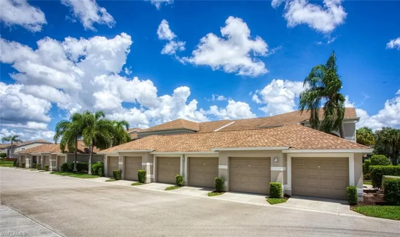 8083  Queen Palm  LN, Fort Myers, FL 33966