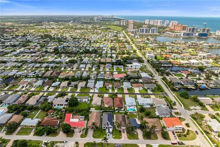 519  99th N AVE, Naples, FL 34108