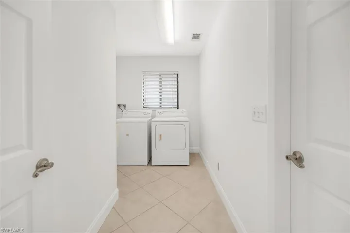 519  99th N AVE, Naples, FL 34108